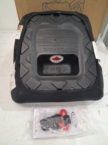 Cosco Kids Topside Lightweight Backless Belt-Positioning Booster Car Seat - 40-100LB MAX - diamond daze/BLACK/TRIANGLES (MODEL: 22976C-EJQ) image 4
