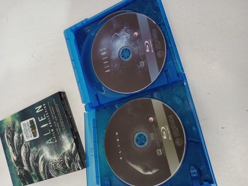 BLU RAY/DIGITAL code ALIEN 6-film collection: ALIEN, ALIENS, ALIEN3, ALIEN RESURRECTION, PROMETHEUS, & ALIEN COVENANT image 3