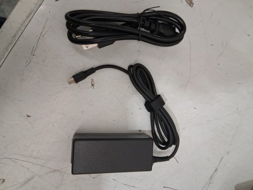 USB Type-C AC Adapter for laptops - Universal Fit / 100W - black image 3
