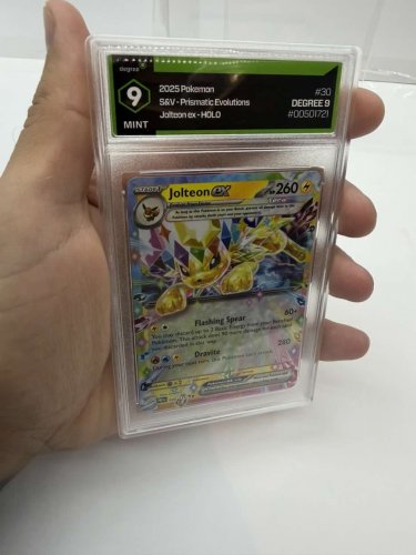 Degree Graded 9 Mint 2025 pokemon s&p prismatic evolutions jolteon ex holo 030/131 image 2
