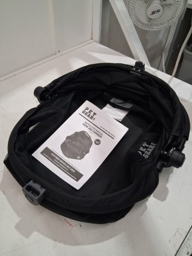 PET GEAR 360 DEGREE VIEW TRAVEL PET SAFETY CARRIER AND CAR SEAT FOR SMALL DOGS AND CATS WITH PUSH BUTTON ENTRY - 20" x 12" x 18.5" -  BLACK image 3