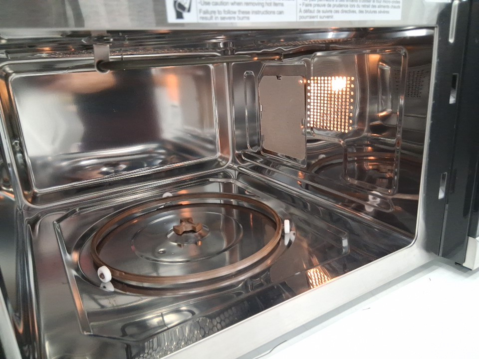 DANBY MULTIFUNCTION COUNTERTOP MICROWAVE/AIR FRYER - 1.3 CU.FT. - STAINLESS STEEL/BLACK - (MODEL: DBMW1361ABSS) image 7