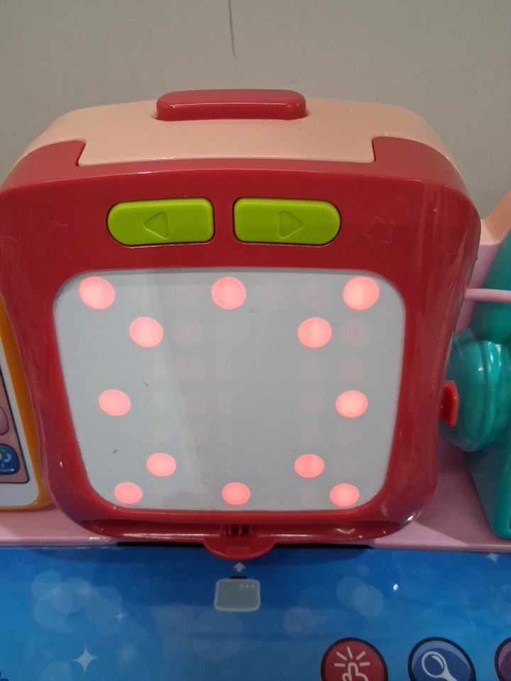 VTECH EXPLORE AND WRITE ACTIVITY DESK - *FRENCH VERSION* - pink (model: 80-195855) image 3