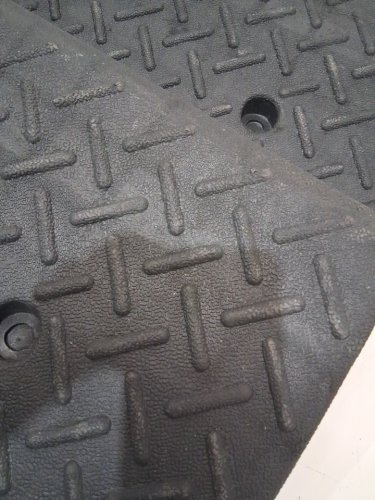 2PK RUBBER CURB RAMP - 39" x 10" - BLACk image 4