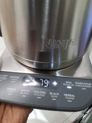 NINJA PRECISION TEMPERATURE ELECTRIC KETTLE - 7 CUP CAPACITY - BRUSHED STAINLESS STEEL (MODEL: KT200C) image 4
