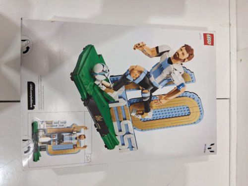 958PC LEGO LIONEL MESSI – SOCCER LEGEND SET (MODEL: 43015 / 1939202) image 3