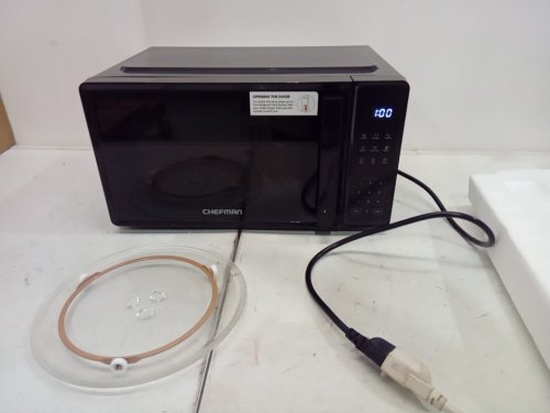 CHEFMAN Countertop Microwave Oven WITH CHILD SAFETY LOCK - 0.7 CU.FT / 20L - Black (Model: RJ55-7-V2-CA) image 3