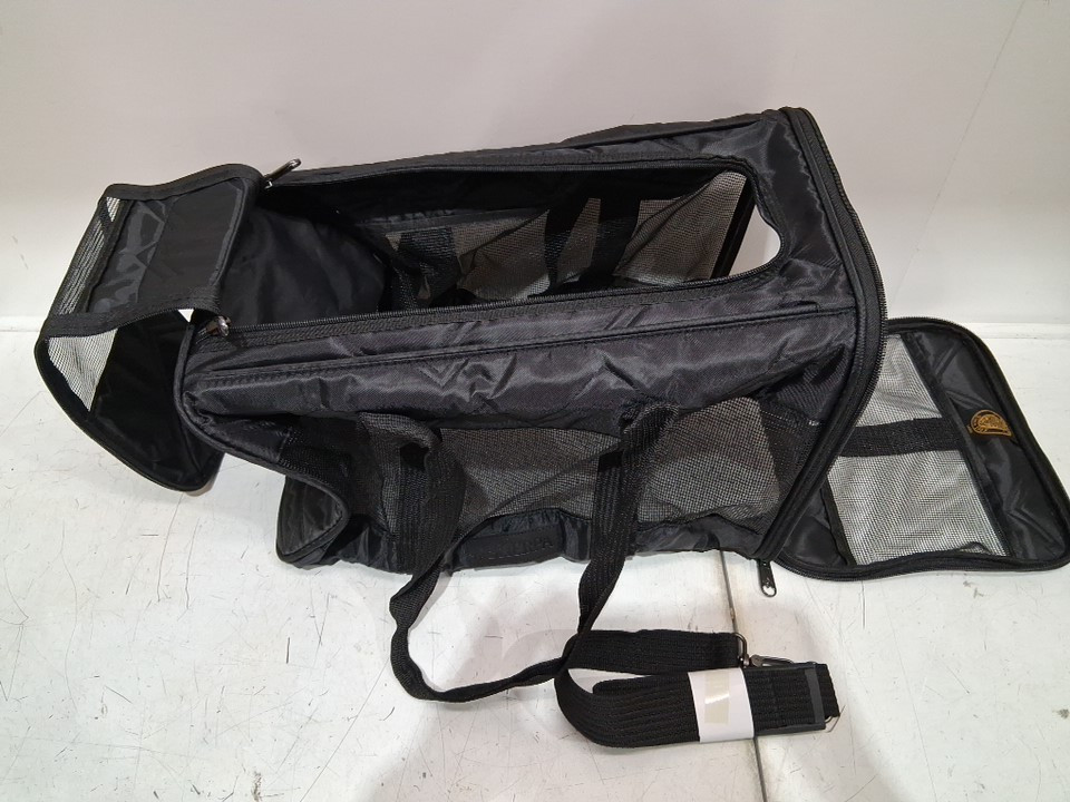 SHERPA ORIGINAL DELUXE PET TRAVEL CARRIER - large -19" x 11.5" - 22lb cap - CHARCoaL grey (model: 55555-29995-001) image 5