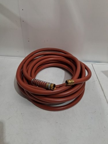 GILMOUR PRO 75FT PROFESSIONAL COMMERCIAL HOSE, HEAVY DUTY, 400PSI BURST STRENGTH, 3/4" DIAMETER image 2