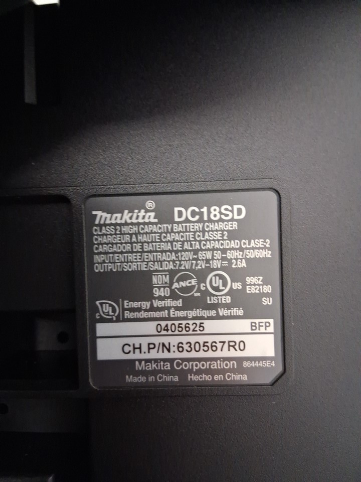 Makita  Battery Charger for Li-Ion Batteries  (model: DC18SD) image 4