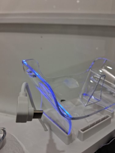 CHARGING DOCK FOR META QUEST 3/3S HEADSET & CONTROLLERS (MODEL: 637) image 4