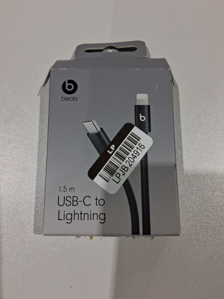 Beats USB-C to lightning braided charging cable - 1.5m/5FT - Black image 2