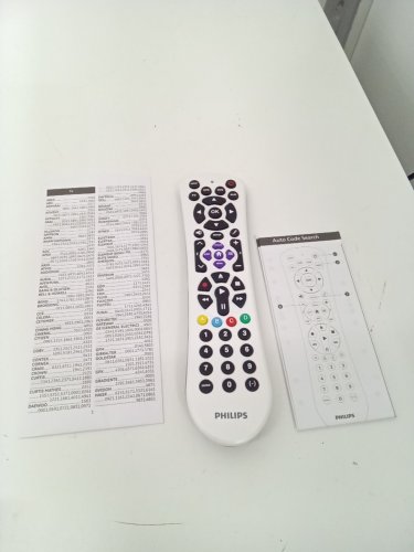 Philips 4-Device Universal Remote Control - PEARL WHITE (Model: SRP4222P/27) image 3