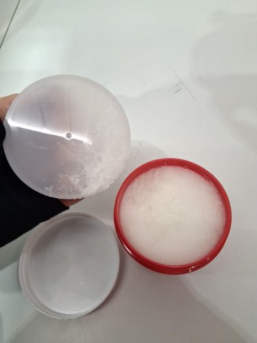 sol beauty brightening and smoothing bright body scrub with lactic acid and salicyylic acid - 300g - watermelon image 3