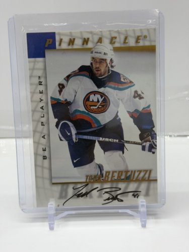 SIGNED TODD BERTUZZI - PINNACLE 1998 BE A PLAYER HOCKEY CARD (#168) image 2