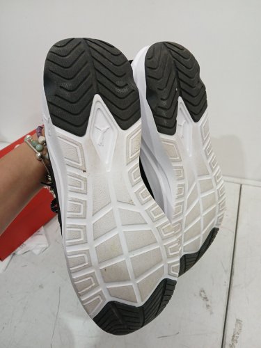 men's Puma Running Shoe - size 11 - black (style: 1976411) image 3