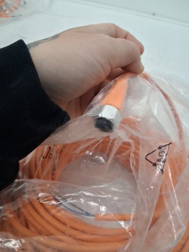 ifm m12 4-pin pvc connecting cable with FEMALE socket - 30m - orange (model: evt065) image 3