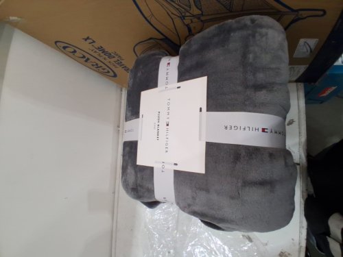 tommy Hilfiger plush blanket - king - grey image 4