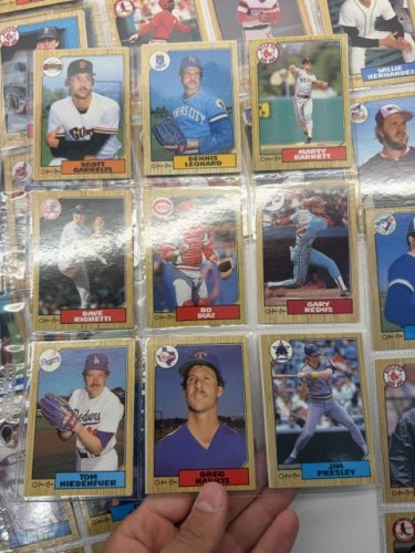 380 APPROX ASSSTD O-PEE-CHEE 1987 BASEBALL CARDS image 5