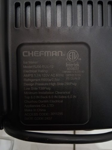 Iceman Dual-Size Ice self cleaning portable counter top ice maker - 22lbs/24hrs - black (model: rj56-bul-12) image 6