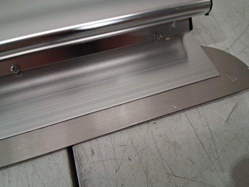 vevor stainless steel ergonomic grip drywall compound/mud skimmer blade - 32" - Stainless - (model: xsj-24-S006) image 5