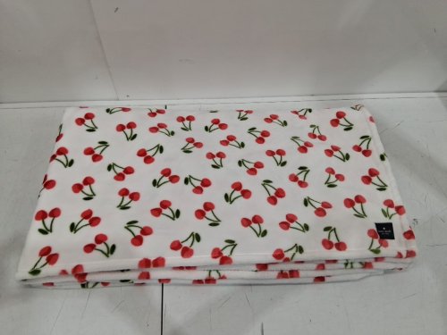 kate spade plush throw blanket - 60" x 70" - cheery cherries (model: 1859162) image 2