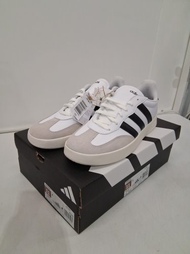 Men's Adidas Barreda lace up Sneaker Shoes - Size 11 - White (Style: 2974611) image 2