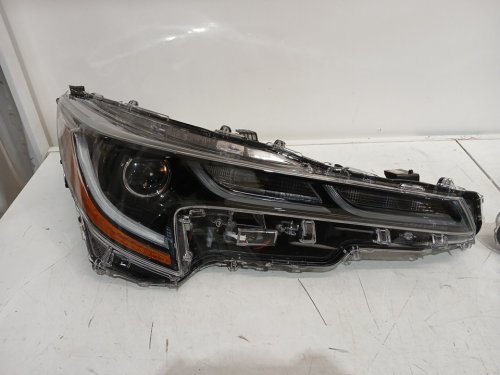 2pc US built LED projector headlights - low beam LED, High beam LED, Signal LED for toyota corolla L/LE models 2020-2021 - SE style black image 2