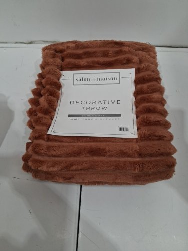 salon de maison fleece throw blanket lightweight with stripe design - 50" x 60" - burnt orange image 4