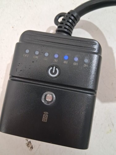 BN-LINK OUTDOOR LIGHT TIMER OUTLET with remote control - 125VAC/60HZ - BLACK image 2