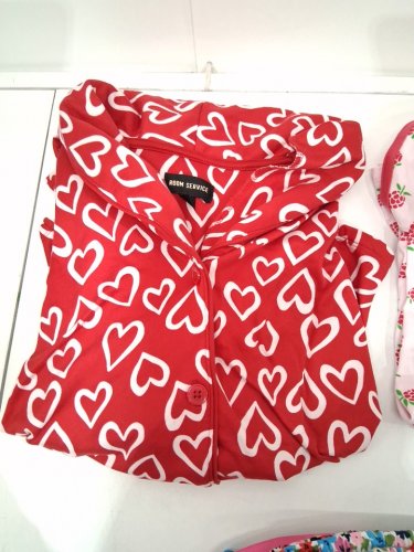 3 assorted women's pajama pieces - long sleeve shirt, short sleeve shirt and long pants - medium - red/pink/floral image 2