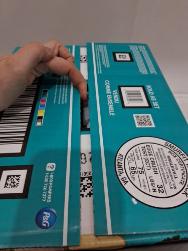 136PK PAMPERS SWADDLERS DIAPERS - NEWBORN SIZE image 4