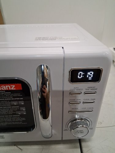 GALANZ RETRO STYLE COUNTERTOP MICROWAVE OVEN - 0.7CU.FT. - WHITE (MODEL: GLCMKZ07WER07) image 6