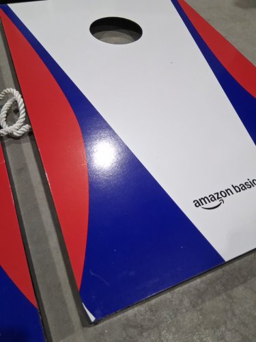 AMAZONBASICS WOODEN CORNHOLE SET - red/white/blue image 5