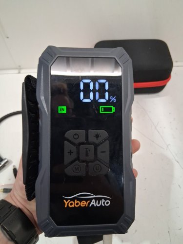 yaberauto all in one car jump starter - 150psi - 23800mah - 10amp output - 12v input - black (model: ap01) image 4