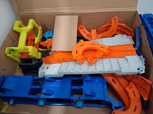 Hot Wheels Let's Race City Ultimate Garage Playset With 2 Toy Cars & Storage For 50+ Cars - MULTICOLOUR (MODEL: HKX48-9566) image 5