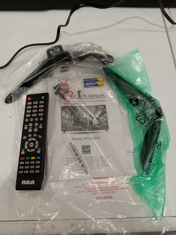 RCA 4K UHD LED TV - 60hz, 8.0ms Response Time, 16:9 - 58" - (Model: RTU5850) image 12