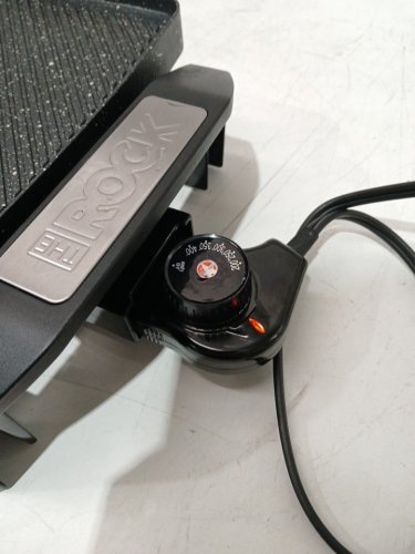 Starfrit The Rock Electric Reversible Grill/Griddle - 20" x 10" - 1500w - black - (model: 024427) image 4