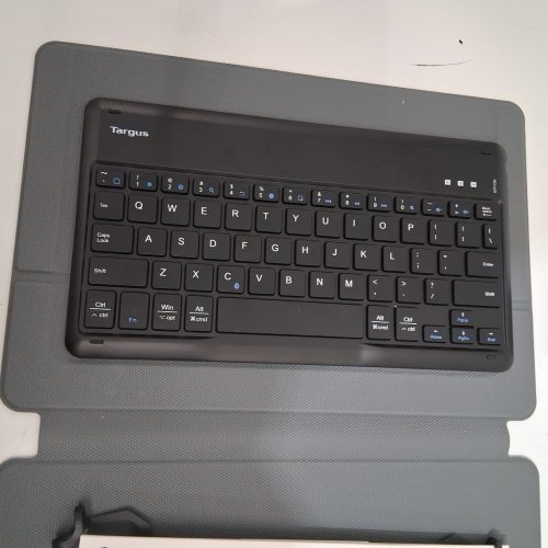 TARGUS PRO-TEK UNIVERSAL BLUETOOTH KEYBOARD CASE - 9.5-11.5" TABLETS - BLACK (MODEL: AKB861A) image 5