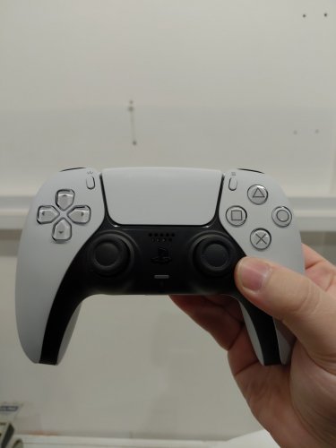 SONY DUALSENSE WIRELESS CONTROLLER - PLAYSTATION 5 (PS5) CONTROLLER - WHITE (MODEL: CFI-ZCT1W) image 2