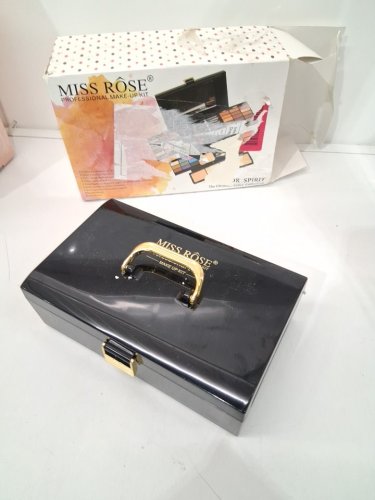 miss rose makeup set kit inside makeup case - 39 colours - black/multi-colour image 5