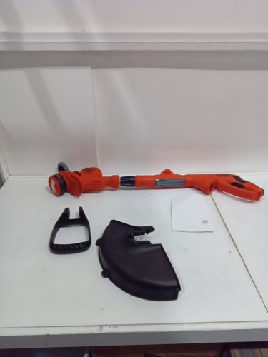 BLACK+DECKER CORDED AFS ELECTRIC STRING TRIMMER/EDGER - 6.5 AMP, 8000RPM - 14" - ORANGE/BLACK (MODEL: GH900) image 3