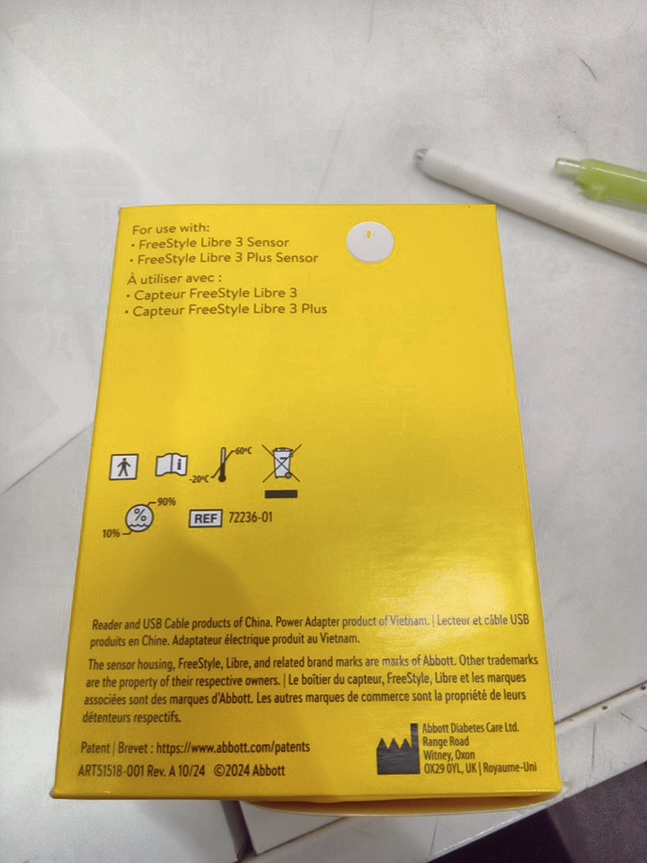 Abbott Freestyle Libre 3 glucose monitoring system reader image 4