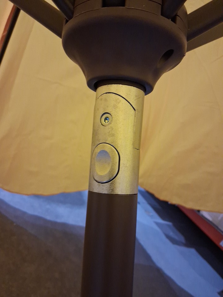 California Umbrella Round Aluminum Market Umbrella Sunbrella - 9FT - Sunflower Yellow image 4