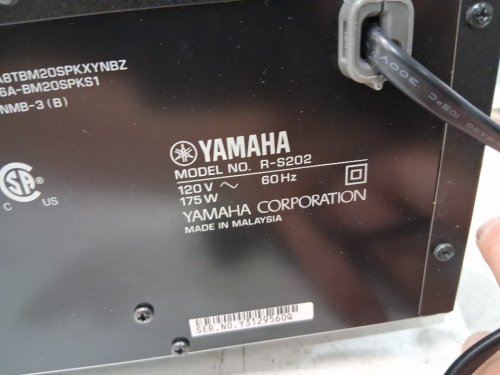 YAMAHA R-S202 STEREO RECEIVER - 40 STATION FM/AM PRESET TUNING - 10HZ TO 100KHZ FREQUENCY RESPONSE - BLUETOOTH - BLACK (MODEL: R-S202BL) image 9