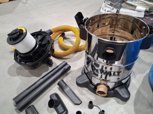 dewalt pro stainless steel wet/dry vacuum - 8gal/30L - 5hp - silver/black (model: dxv08s / 1671616a) image 5