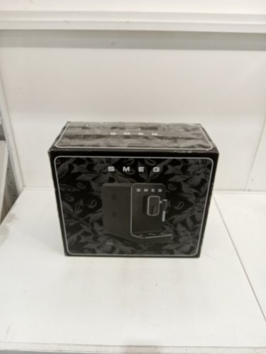 SMEG Automatic Espresso Coffee Machine - 10" x 19" - BLACK - (MODEL: BCC12FBMUS) image 12