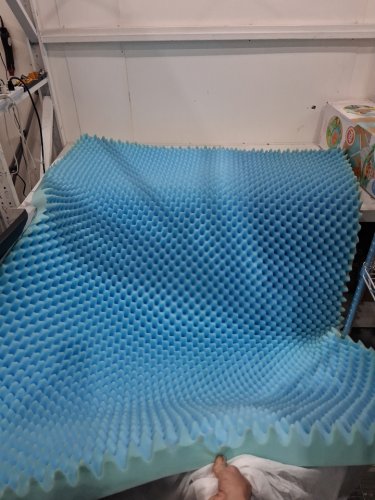 unbranded spike foam mattress topper - queen size - 2" thick - blue image 2