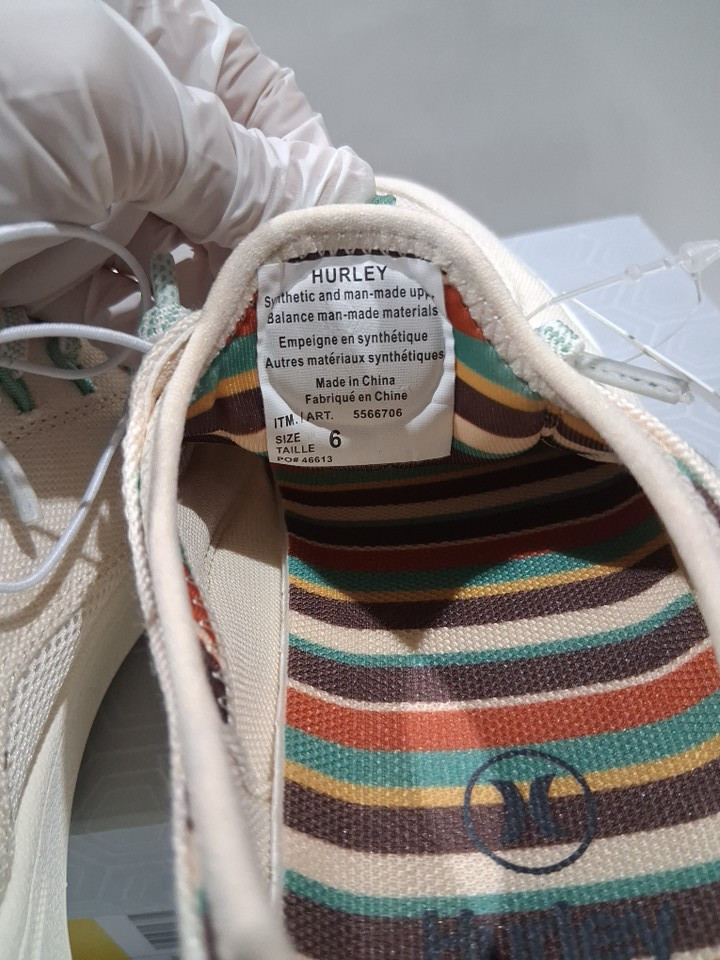 WOMEN'S HURLEY SLIP ON SHOES - SIZE 6 - BEIGE/MULTICOLOR - (STYLE: 5566706) image 4