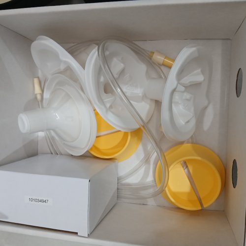 MEDELA SONATA DOUBLE ELECTRIC BREAST PUMP WITH CARRYING BAG, APP CONNECTION - YELLOW/BLACK/GREY (MODEL: 58100) image 7